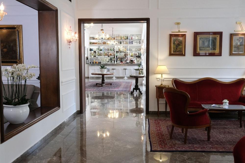 Hotel Majestic Palace 4*