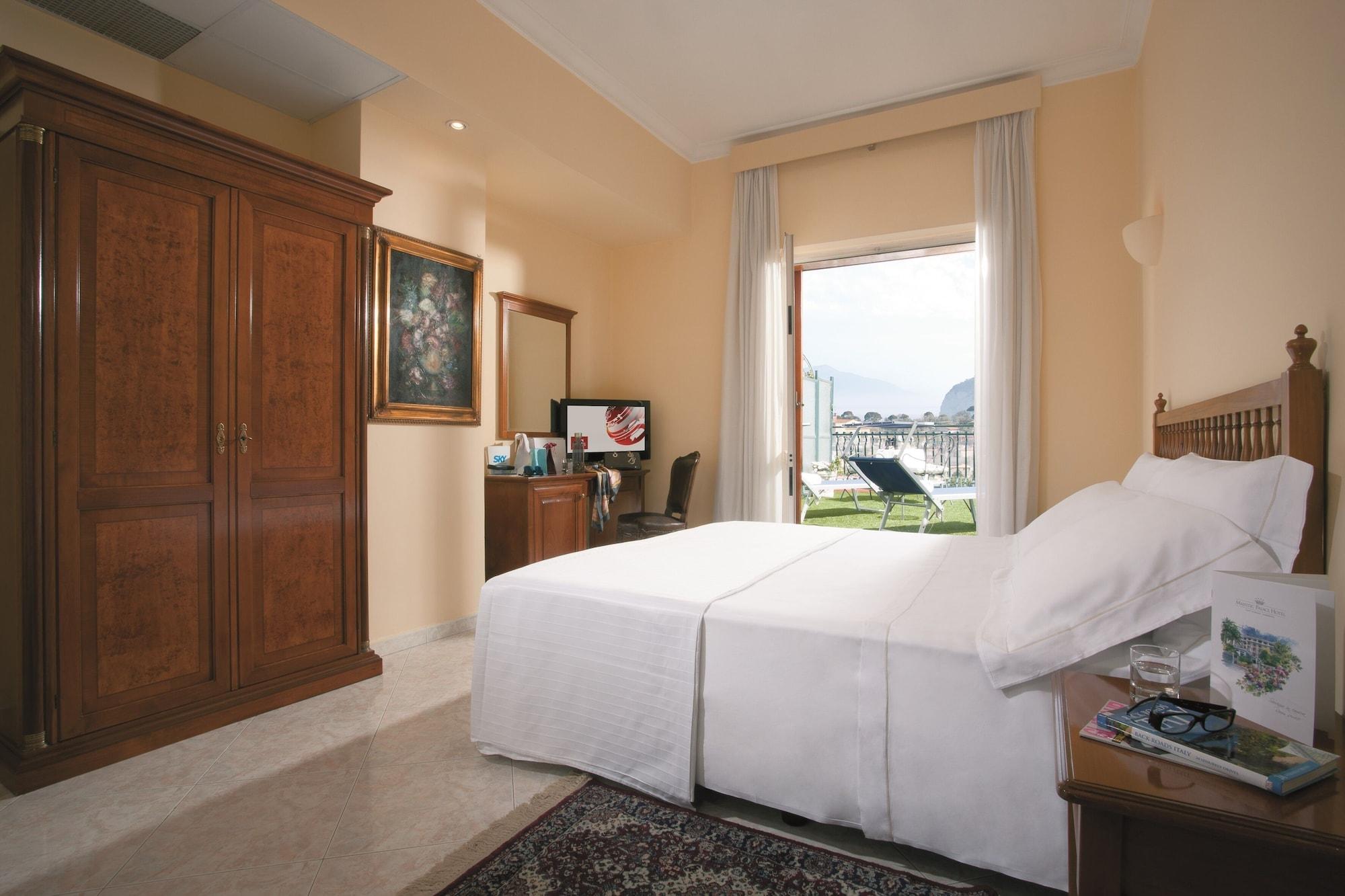 Hotel Majestic Palace