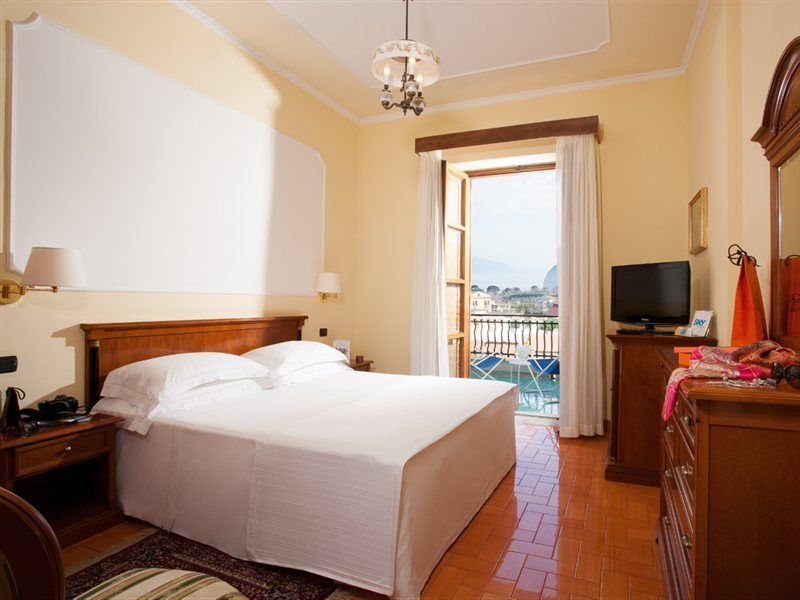 Hotel Majestic Palace 4*