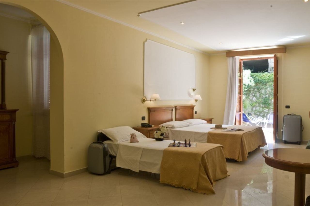 Hotel Majestic Palace