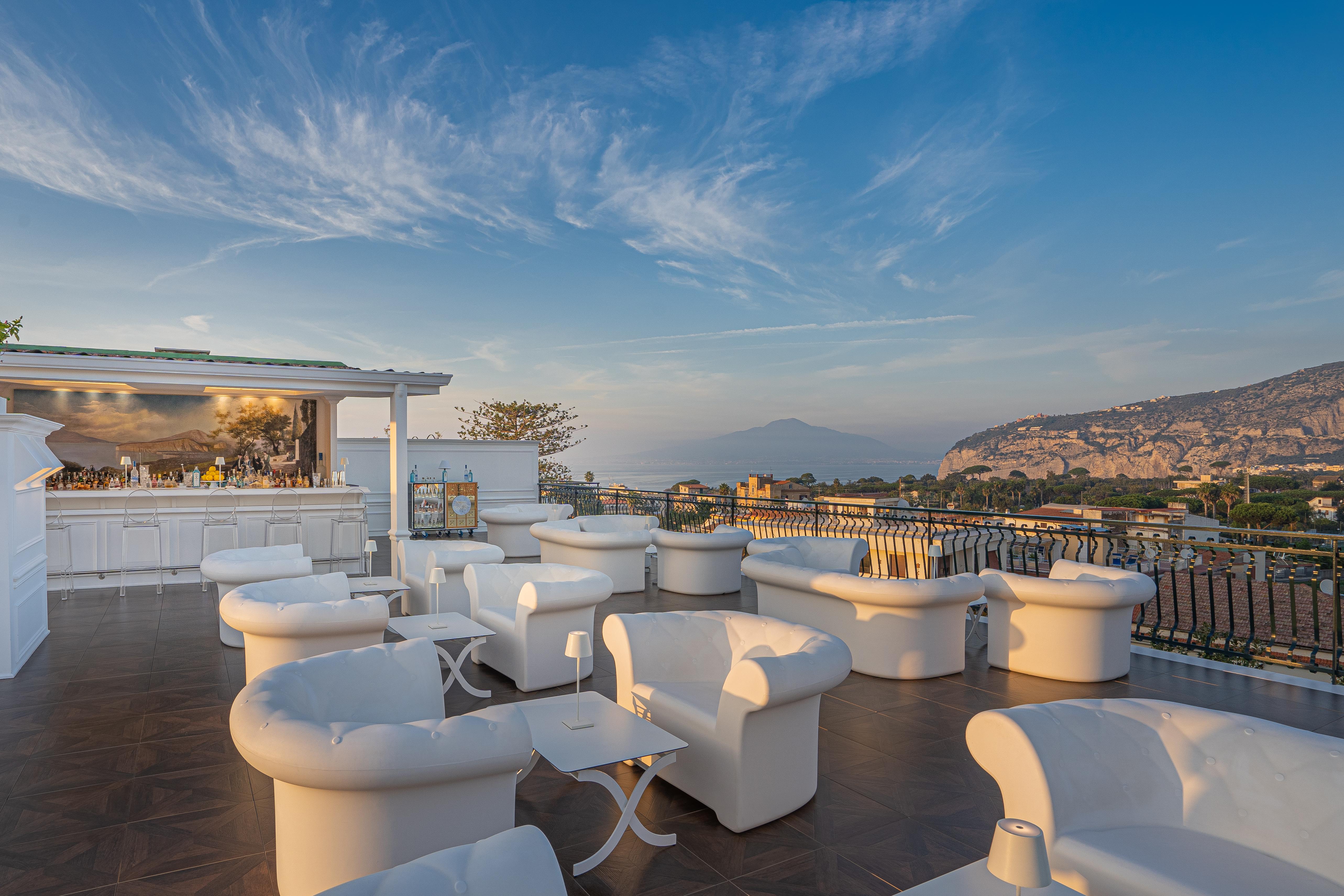 Majestic Palace 4*